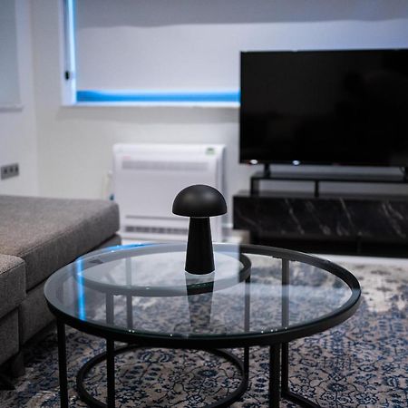 Noho Apartments @ Akadimias Атина Екстериор снимка