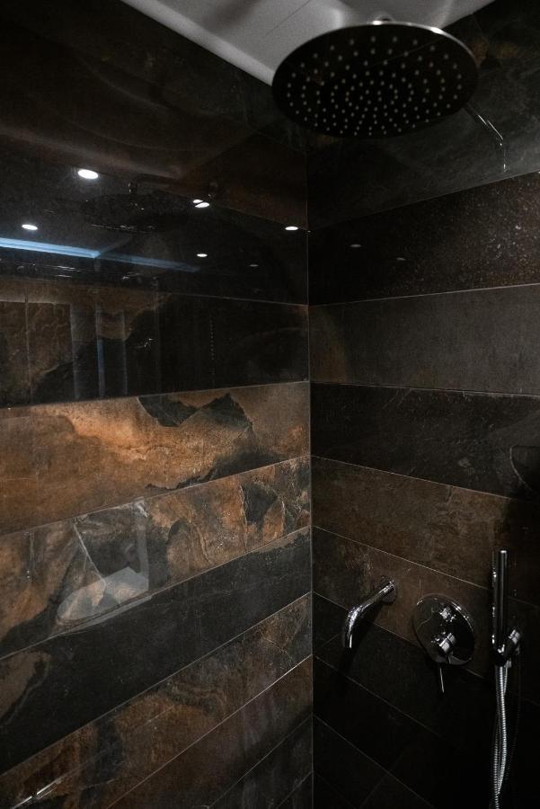 Noho Apartments @ Akadimias Атина Екстериор снимка