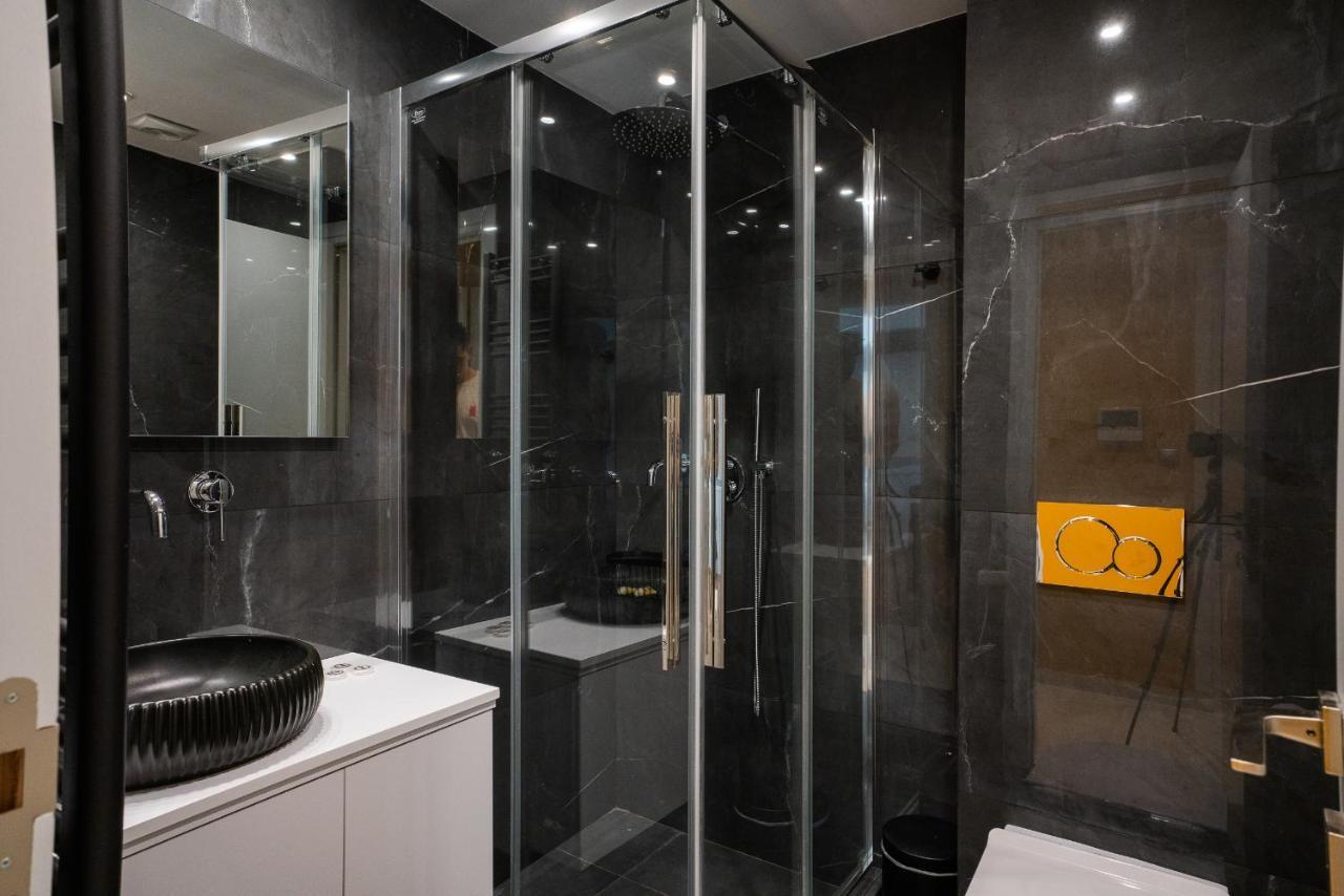Noho Apartments @ Akadimias Атина Екстериор снимка